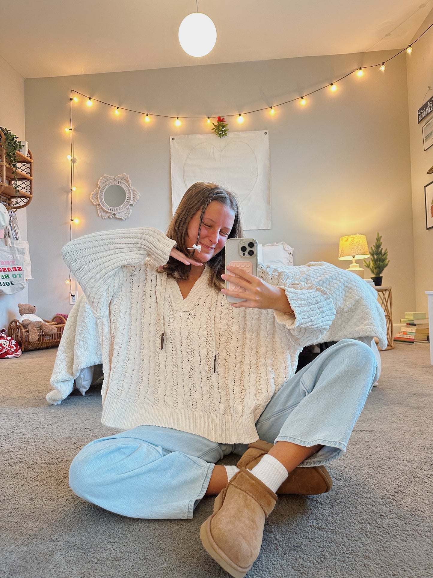 CABLE KNIT HOODIE