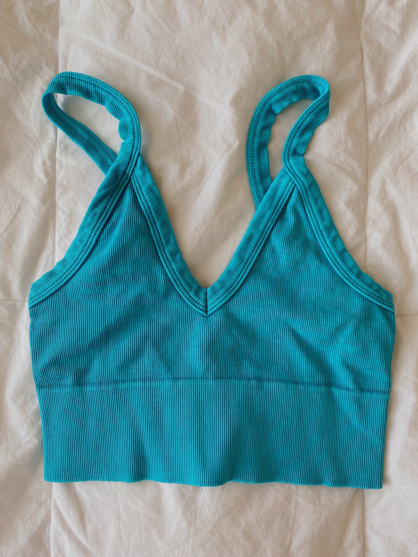 RIBBED V-NECK TANK