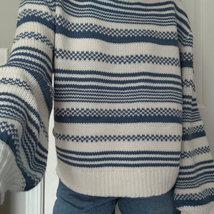 BLUE STRIPED SWEATER