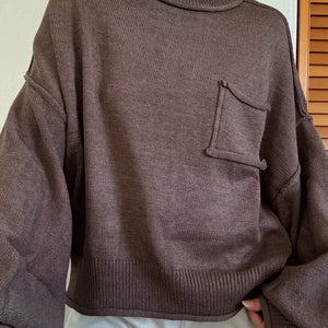 BREEZY SWEATER