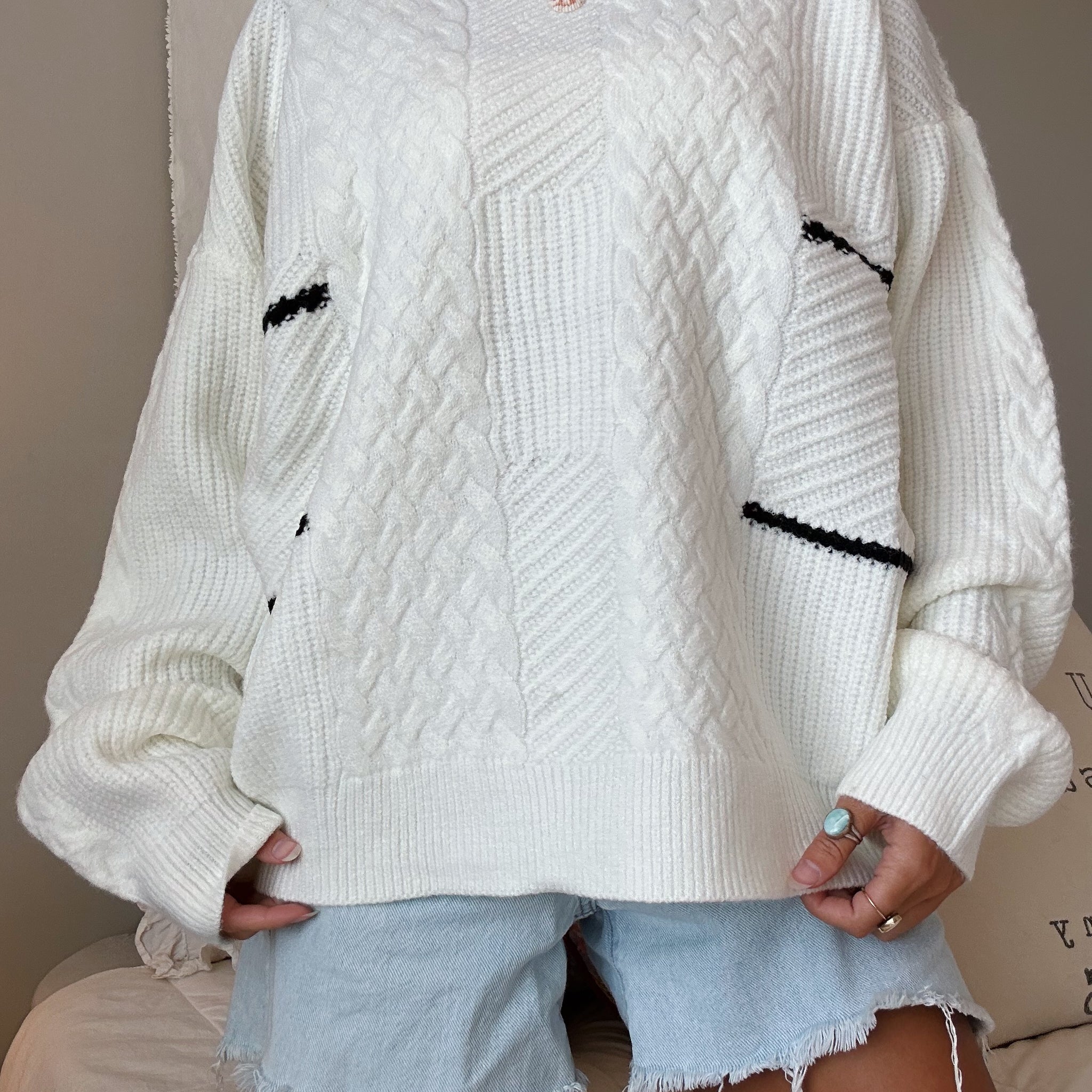 STRIPE CABLE KNIT SWEATER