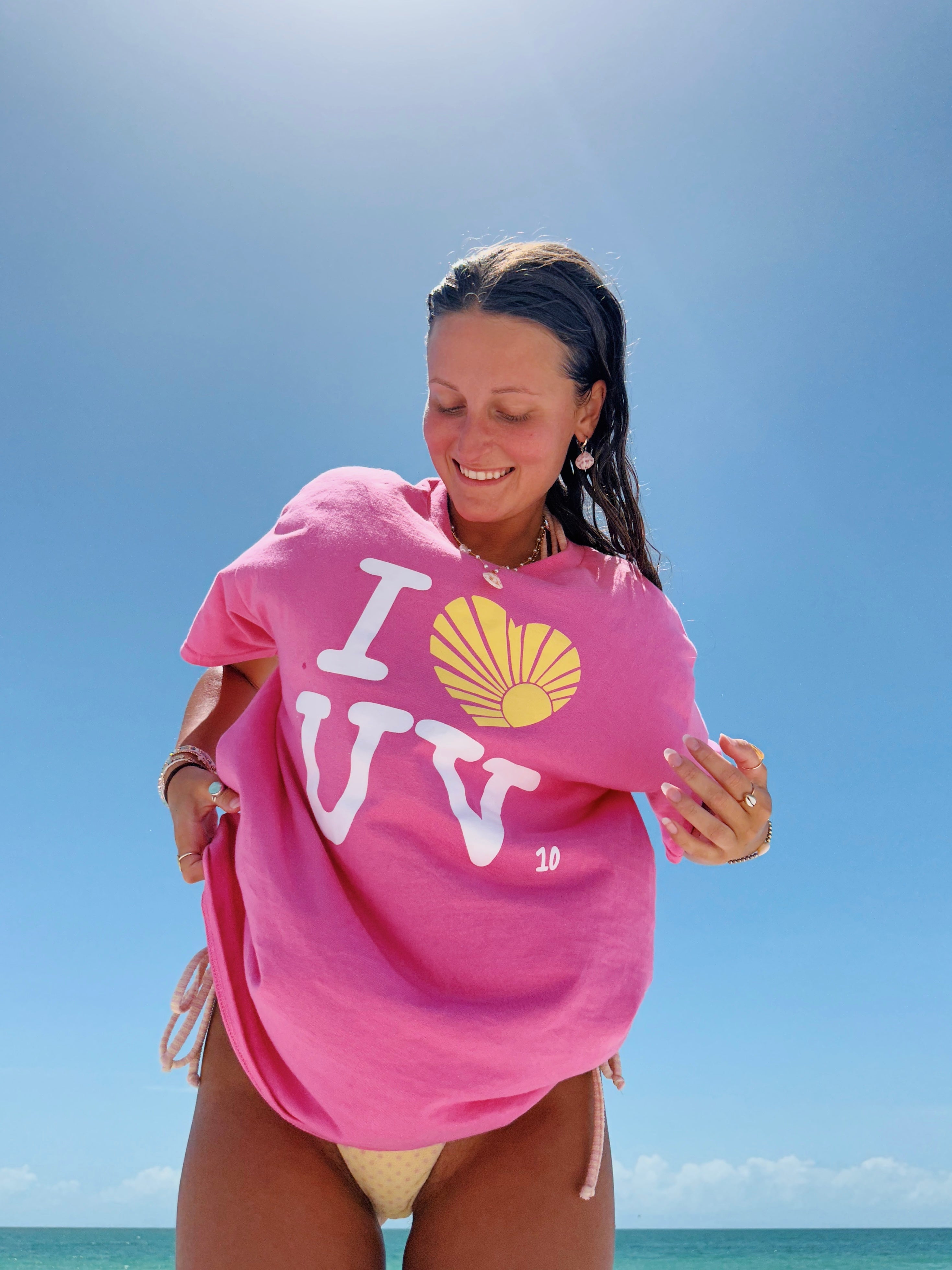 UV 10 TEE – Olive Lynn