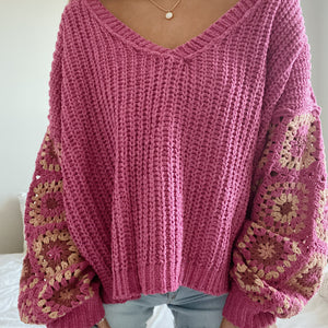 COZY QUILTED SLEEVE SWEATER