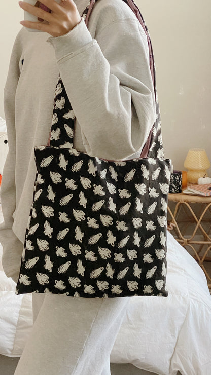 SPOOKY GHOST TOTE