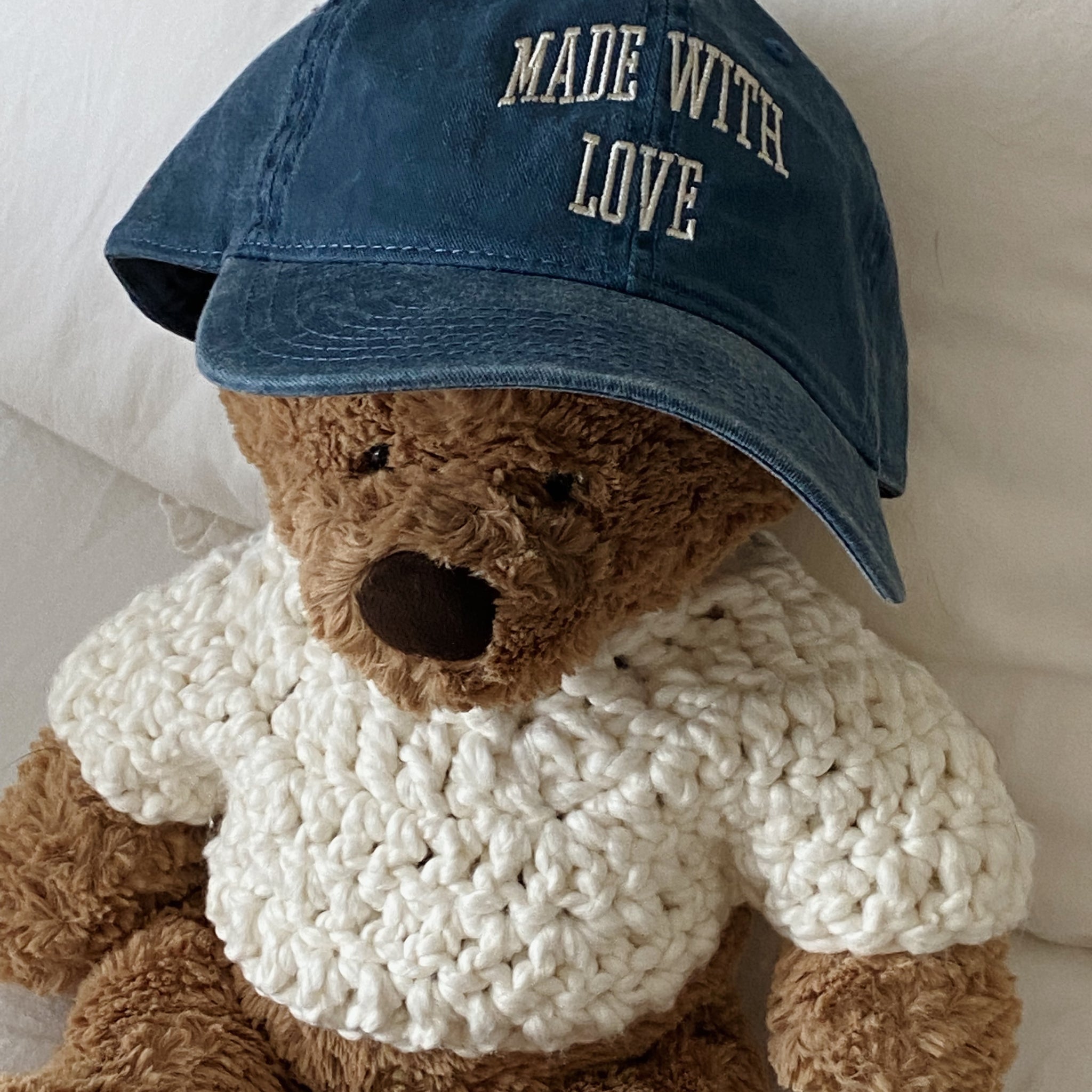 "MADE WITH LOVE" HAT