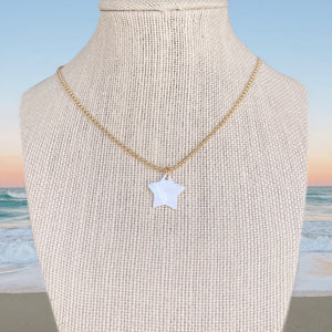 PEARLY STAR NECKLACE